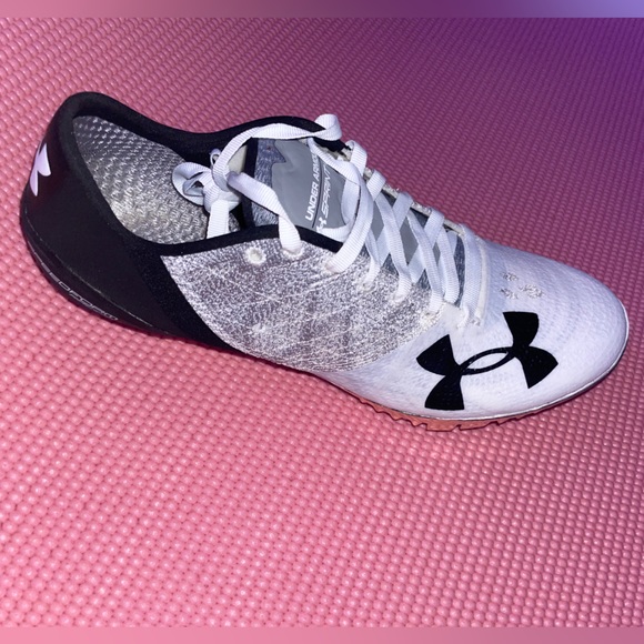 Womens or child’s track spikes - Picture 5 of 5